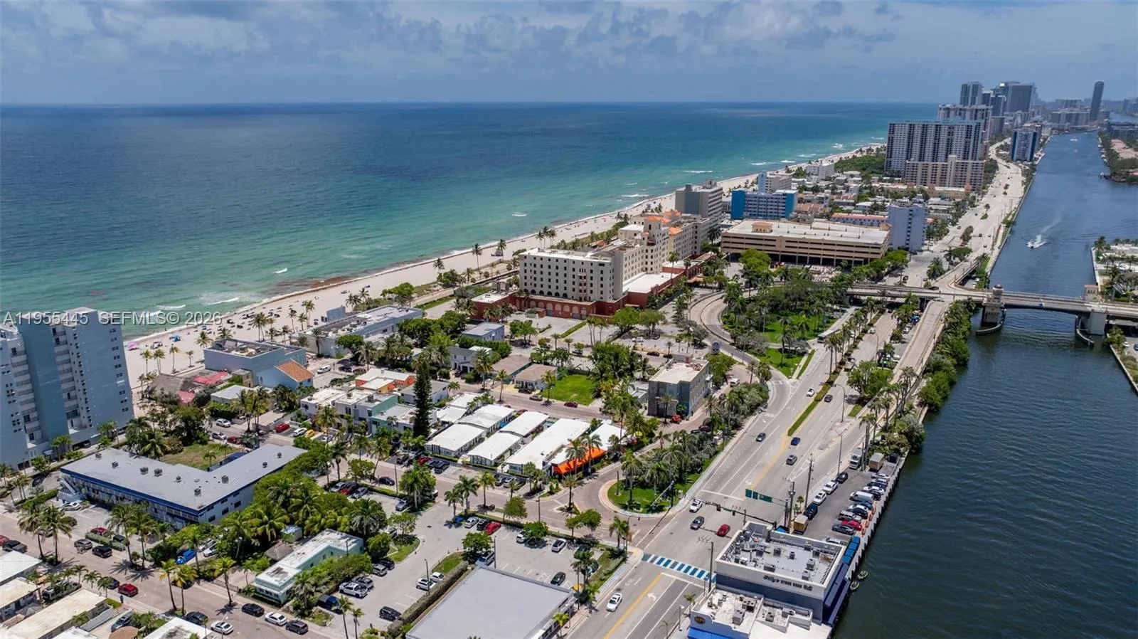 311 N Surf Rd, Hollywood, Florida 33019, Hollywood, Florida 33019, 2 Bedrooms Bedrooms, ,2 BathroomsBathrooms,Residential,For Sale,311 N Surf Rd, Hollywood, Florida 33019,A11955445