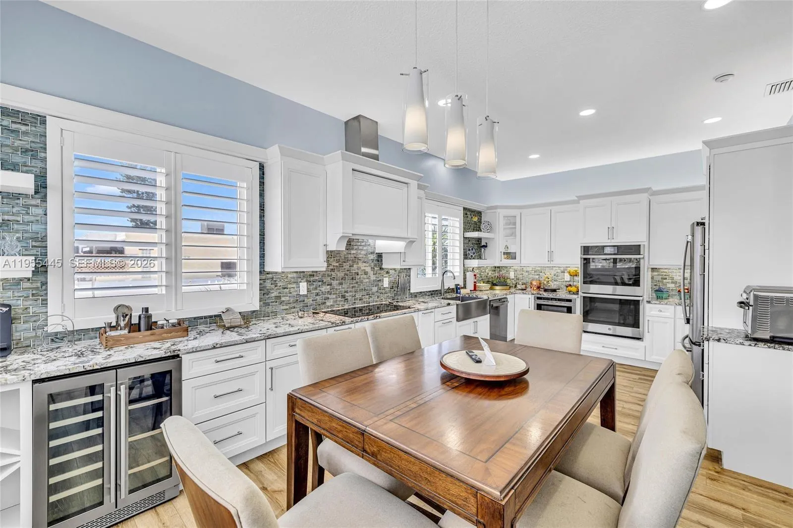 311 N Surf Rd, Hollywood, Florida 33019, Hollywood, Florida 33019, 2 Bedrooms Bedrooms, ,2 BathroomsBathrooms,Residential,For Sale,311 N Surf Rd, Hollywood, Florida 33019,A11955445