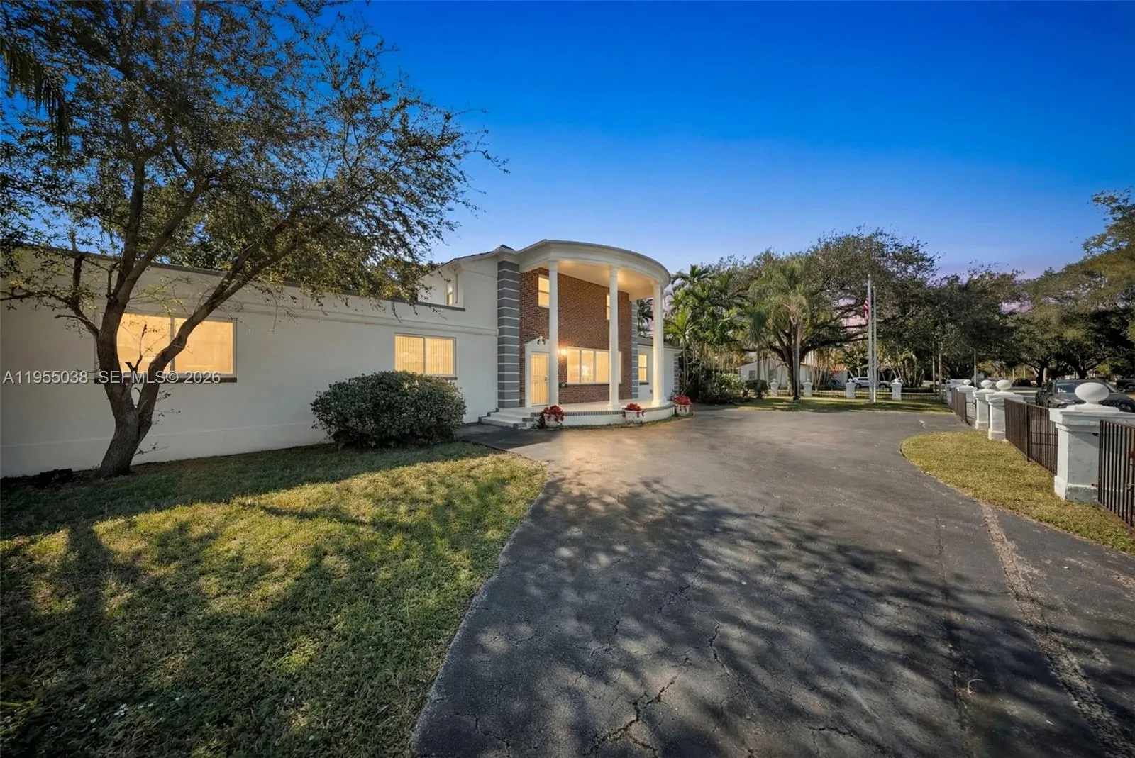 520 Morningside Dr, Miami Springs, Florida 33166, Miami Springs, Florida 33166, 5 Bedrooms Bedrooms, ,4 BathroomsBathrooms,Residential,For Sale,520 Morningside Dr, Miami Springs, Florida 33166,A11955038