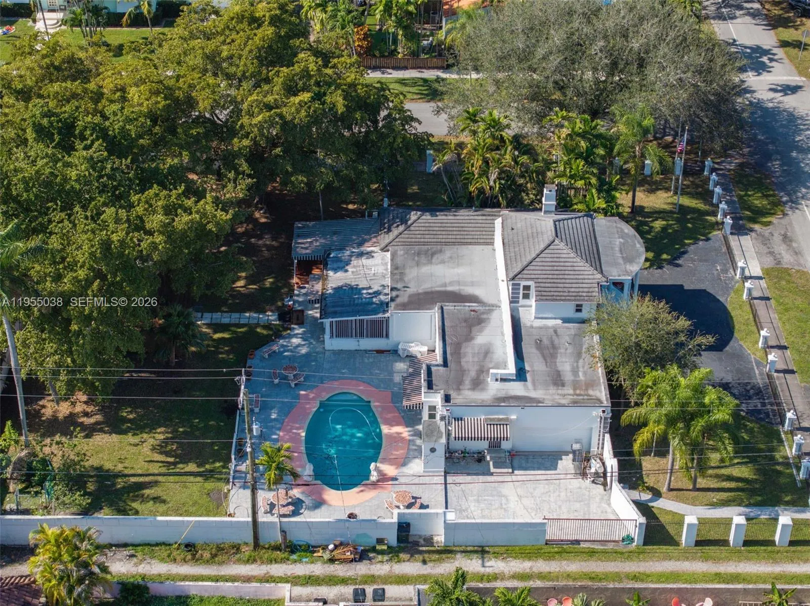 520 Morningside Dr, Miami Springs, Florida 33166, Miami Springs, Florida 33166, 5 Bedrooms Bedrooms, ,4 BathroomsBathrooms,Residential,For Sale,520 Morningside Dr, Miami Springs, Florida 33166,A11955038