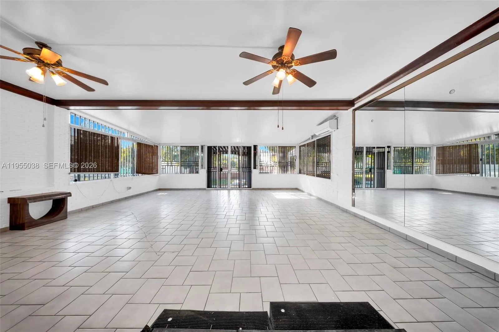 520 Morningside Dr, Miami Springs, Florida 33166, Miami Springs, Florida 33166, 5 Bedrooms Bedrooms, ,4 BathroomsBathrooms,Residential,For Sale,520 Morningside Dr, Miami Springs, Florida 33166,A11955038