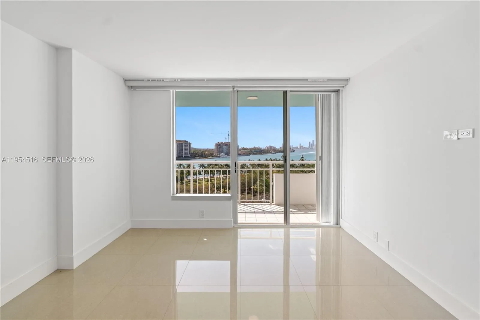 Miami Beach, Florida 33139, Miami Beach, Florida 33139, 1 Bedroom Bedrooms, ,1 BathroomBathrooms,Residential,For Sale, Miami Beach, Florida 33139,A11954516
