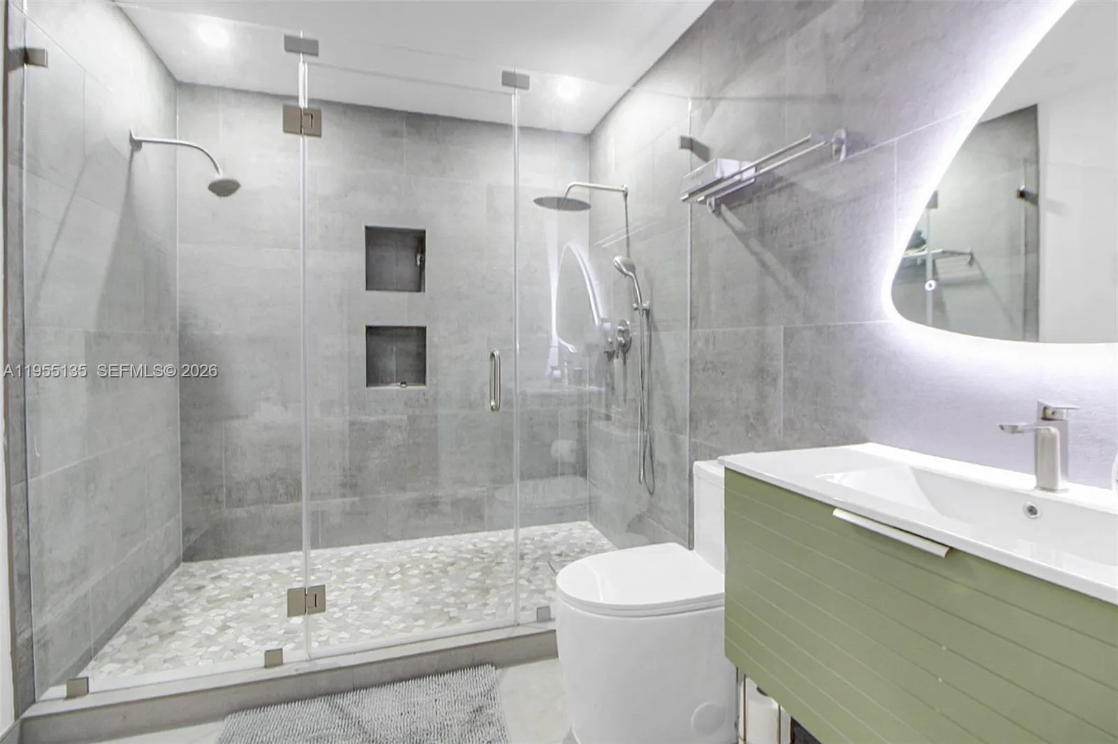 18280 Sw 202nd St, Miami, Florida 33187, Miami, Florida 33187, 4 Bedrooms Bedrooms, 2 Rooms Rooms,3 BathroomsBathrooms,Residential,For Sale,18280 Sw 202nd St, Miami, Florida 33187,A11955135
