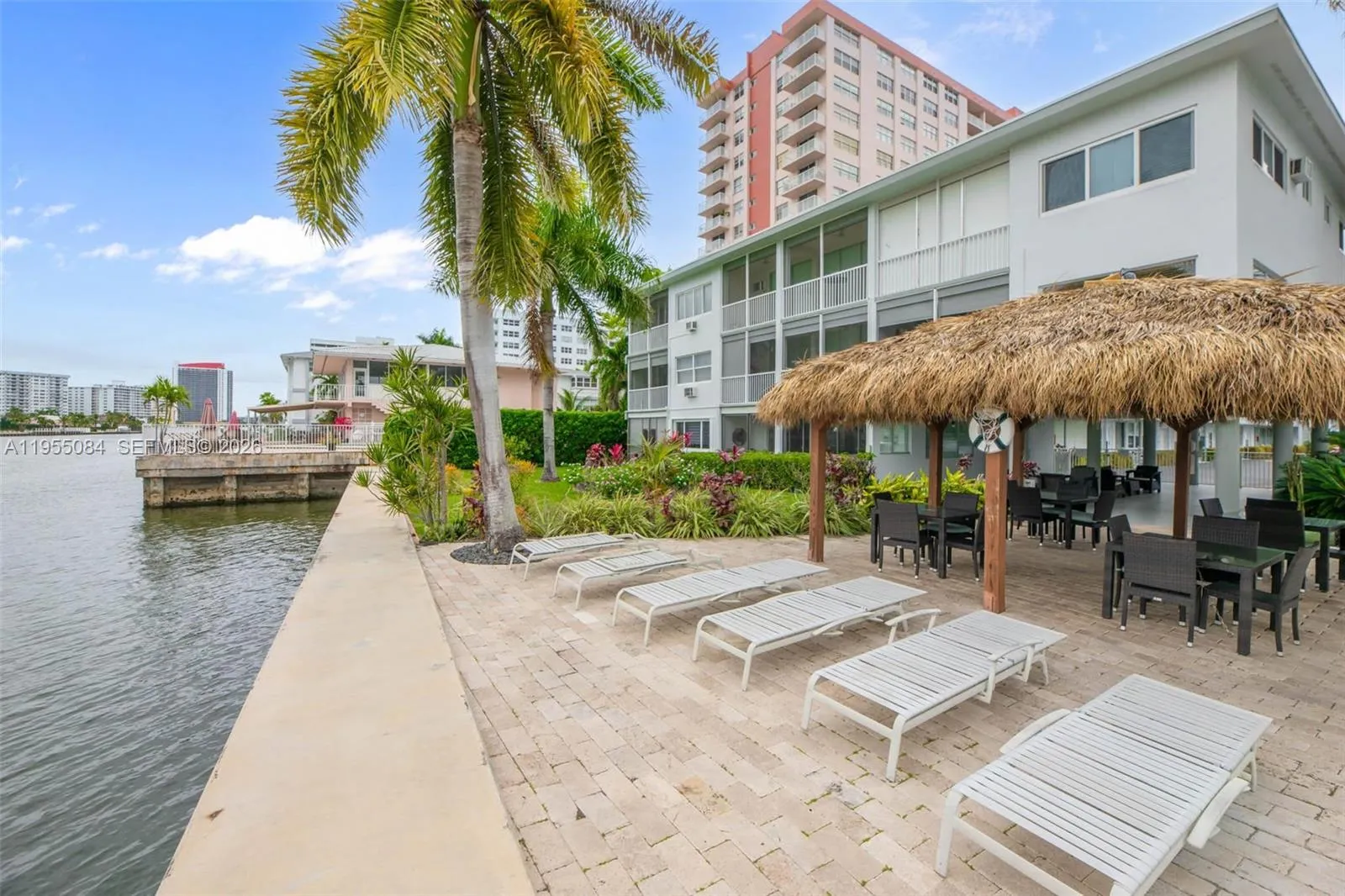 3177 S Ocean Dr 309, Hallandale Beach, Florida 330, Hallandale Beach, Florida 33009, 1 Bedroom Bedrooms, ,1 BathroomBathrooms,Residential,For Sale,3177 S Ocean Dr 309, Hallandale Beach, Florida 330,A11955084