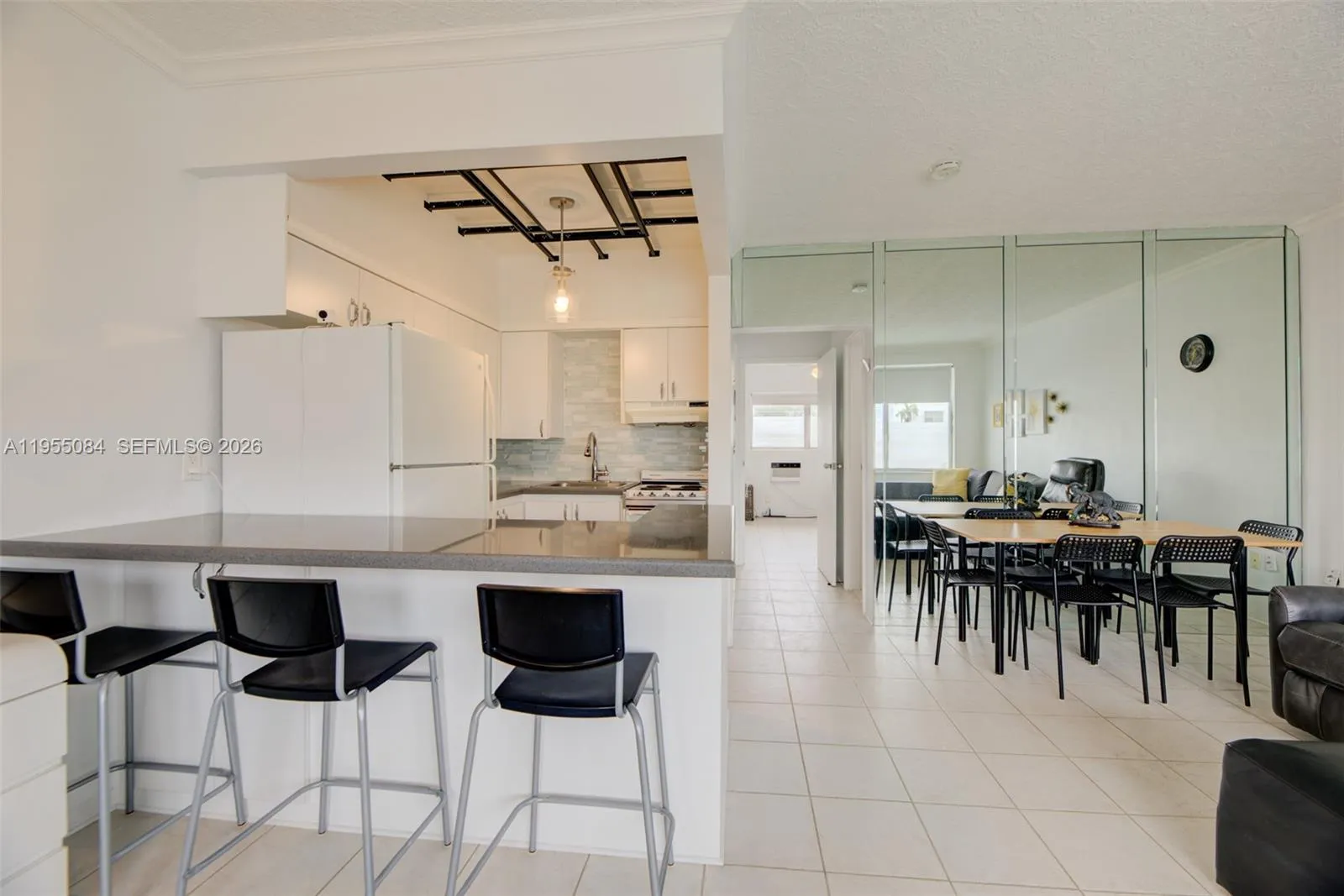 3177 S Ocean Dr 309, Hallandale Beach, Florida 330, Hallandale Beach, Florida 33009, 1 Bedroom Bedrooms, ,1 BathroomBathrooms,Residential,For Sale,3177 S Ocean Dr 309, Hallandale Beach, Florida 330,A11955084