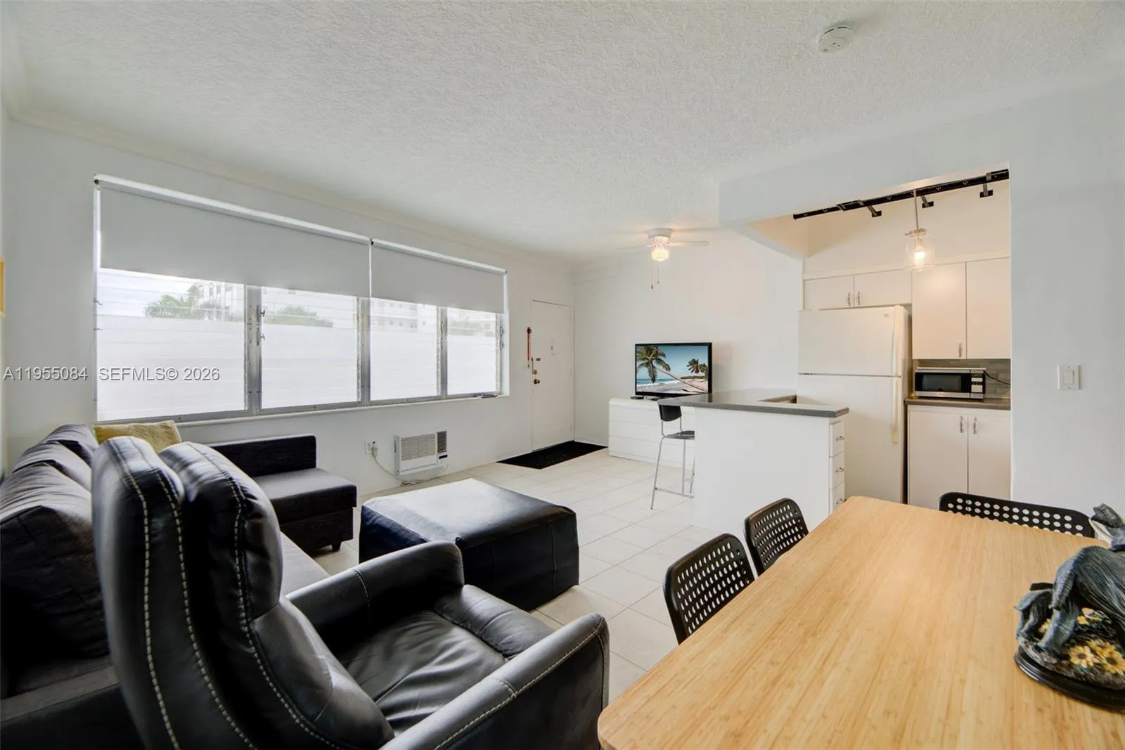 3177 S Ocean Dr 309, Hallandale Beach, Florida 330, Hallandale Beach, Florida 33009, 1 Bedroom Bedrooms, ,1 BathroomBathrooms,Residential,For Sale,3177 S Ocean Dr 309, Hallandale Beach, Florida 330,A11955084