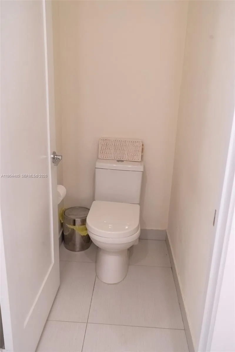 10229 Nw 64th Ter 301, Doral, Florida 33178, Doral, Florida 33178, 3 Bedrooms Bedrooms, ,2 BathroomsBathrooms,Residential Lease,For Rent,10229 Nw 64th Ter 301, Doral, Florida 33178,A11954485