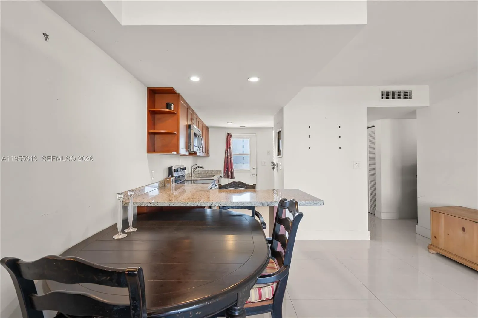 2861 Leonard Dr F311, Aventura, Florida 33160, Aventura, Florida 33160, 1 Bedroom Bedrooms, ,1 BathroomBathrooms,Residential,For Sale,2861 Leonard Dr F311, Aventura, Florida 33160,A11955313