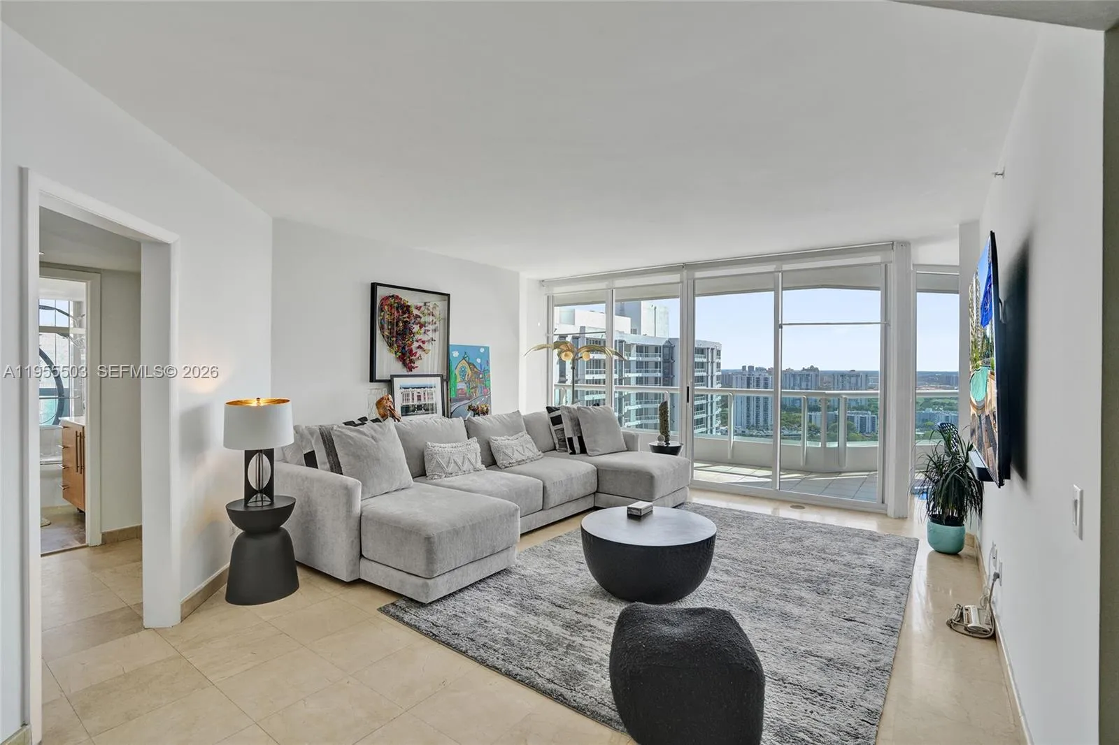 21205 Yacht Club Dr 3103, Aventura, Florida 33180, Aventura, Florida 33180, 3 Bedrooms Bedrooms, ,2 BathroomsBathrooms,Residential,For Sale,21205 Yacht Club Dr 3103, Aventura, Florida 33180,A11955503
