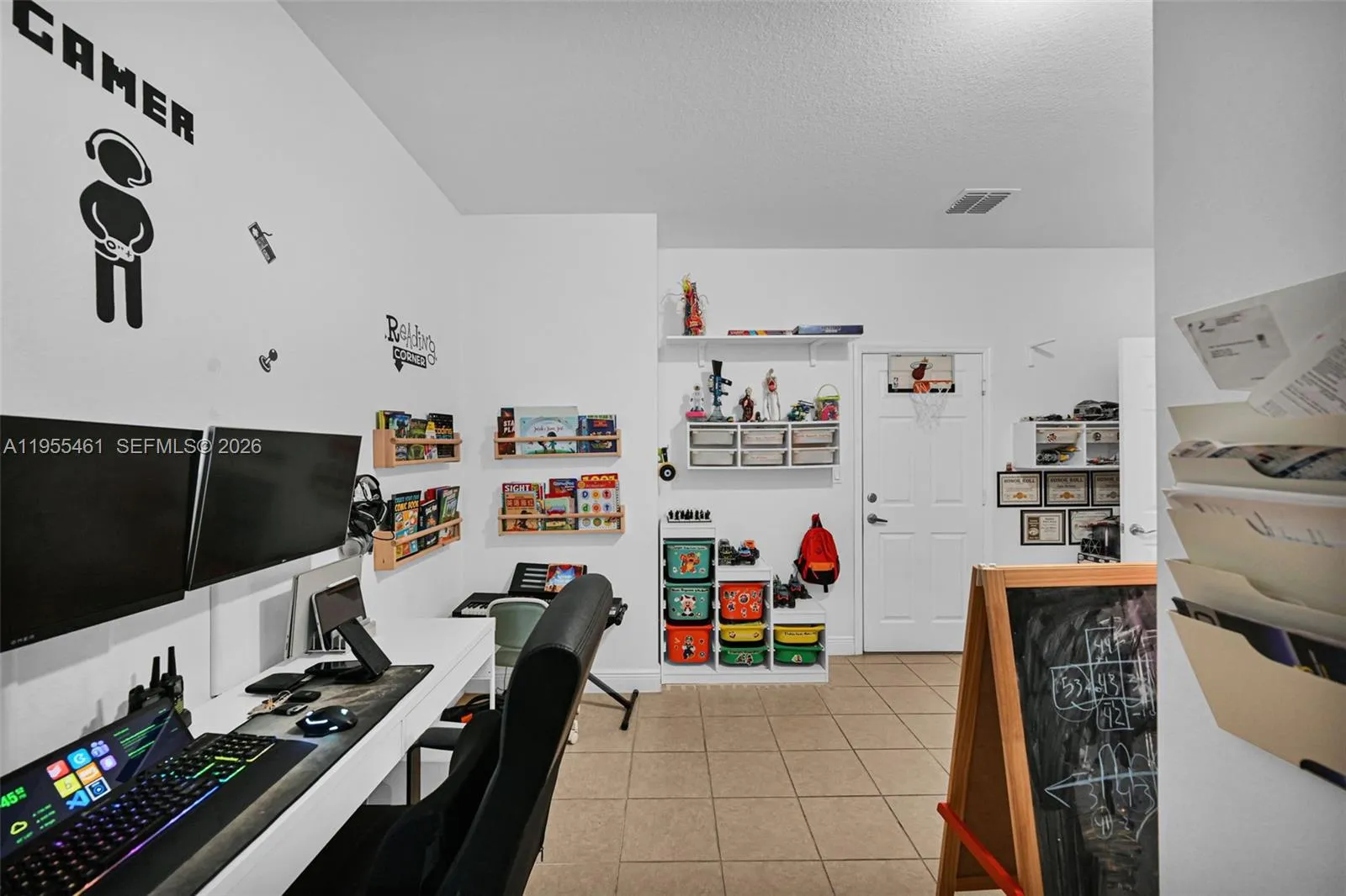 2666 Sw 118th Rd, Miramar, Florida 33025, Miramar, Florida 33025, 2 Bedrooms Bedrooms, ,2 BathroomsBathrooms,Residential,For Sale,2666 Sw 118th Rd, Miramar, Florida 33025,A11955461