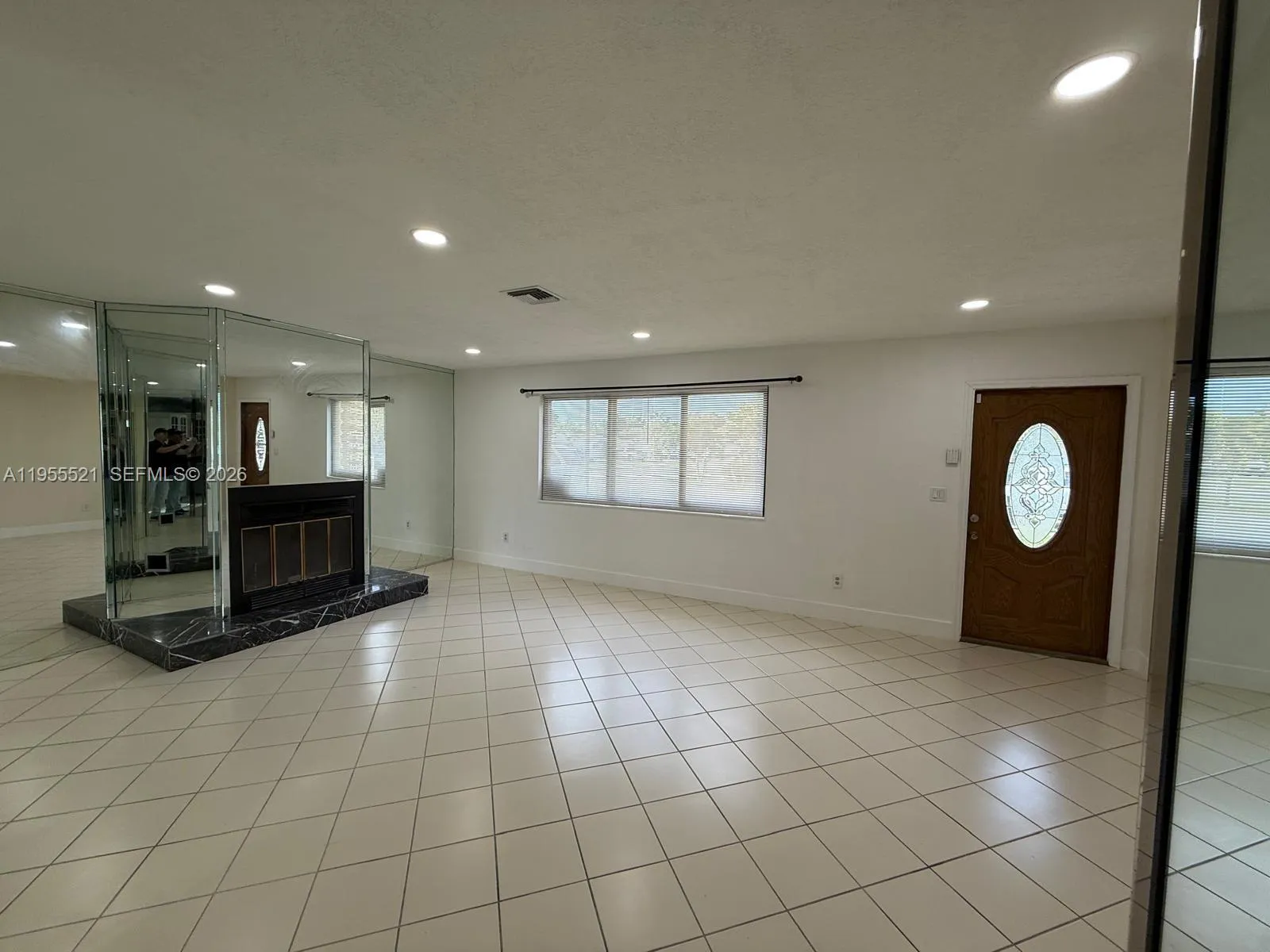 1270 North Dr, Miami, Florida 33179, Miami, Florida 33179, 5 Bedrooms Bedrooms, ,4 BathroomsBathrooms,Residential,For Sale,1270 North Dr, Miami, Florida 33179,A11955521
