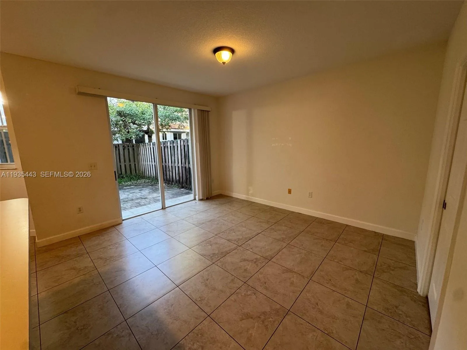 1027 Ne 207th St 1027, Miami, Florida 33179, Miami, Florida 33179, 3 Bedrooms Bedrooms, ,2 BathroomsBathrooms,Residential,For Sale,1027 Ne 207th St 1027, Miami, Florida 33179,A11935443