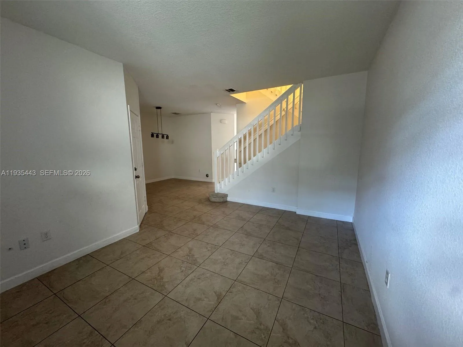 1027 Ne 207th St 1027, Miami, Florida 33179, Miami, Florida 33179, 3 Bedrooms Bedrooms, ,2 BathroomsBathrooms,Residential,For Sale,1027 Ne 207th St 1027, Miami, Florida 33179,A11935443