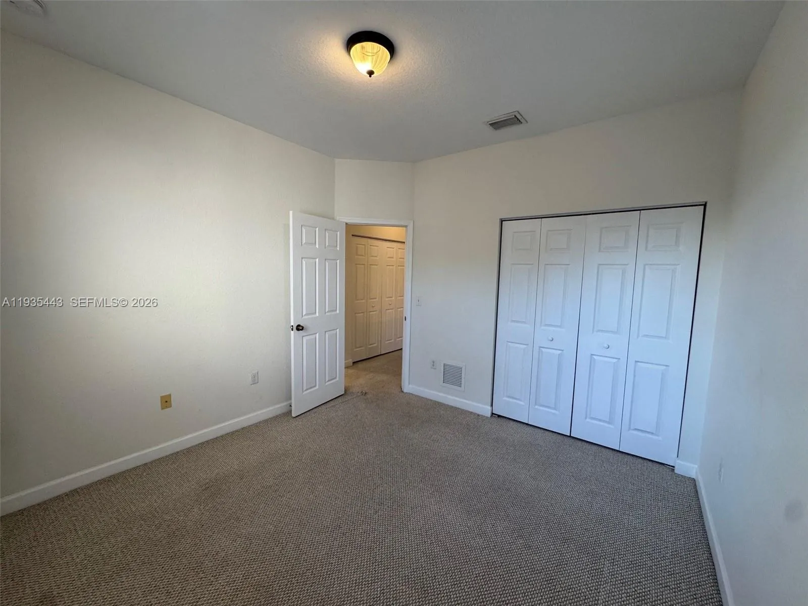 1027 Ne 207th St 1027, Miami, Florida 33179, Miami, Florida 33179, 3 Bedrooms Bedrooms, ,2 BathroomsBathrooms,Residential,For Sale,1027 Ne 207th St 1027, Miami, Florida 33179,A11935443