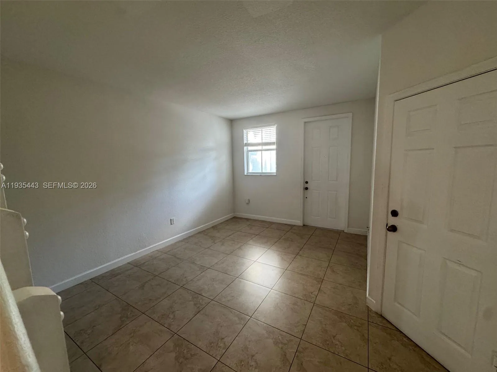 1027 Ne 207th St 1027, Miami, Florida 33179, Miami, Florida 33179, 3 Bedrooms Bedrooms, ,2 BathroomsBathrooms,Residential,For Sale,1027 Ne 207th St 1027, Miami, Florida 33179,A11935443