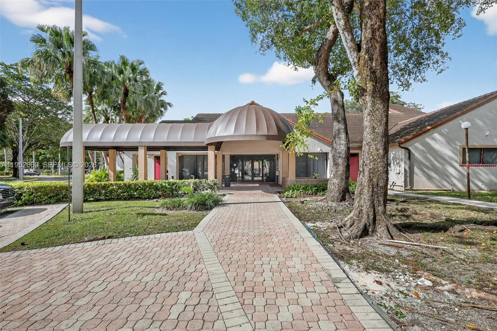 13856 Sw 93rd Ln 13856, Miami, Florida 33186, Miami, Florida 33186, 1 Bedroom Bedrooms, ,1 BathroomBathrooms,Residential,For Sale,13856 Sw 93rd Ln 13856, Miami, Florida 33186,A11952660