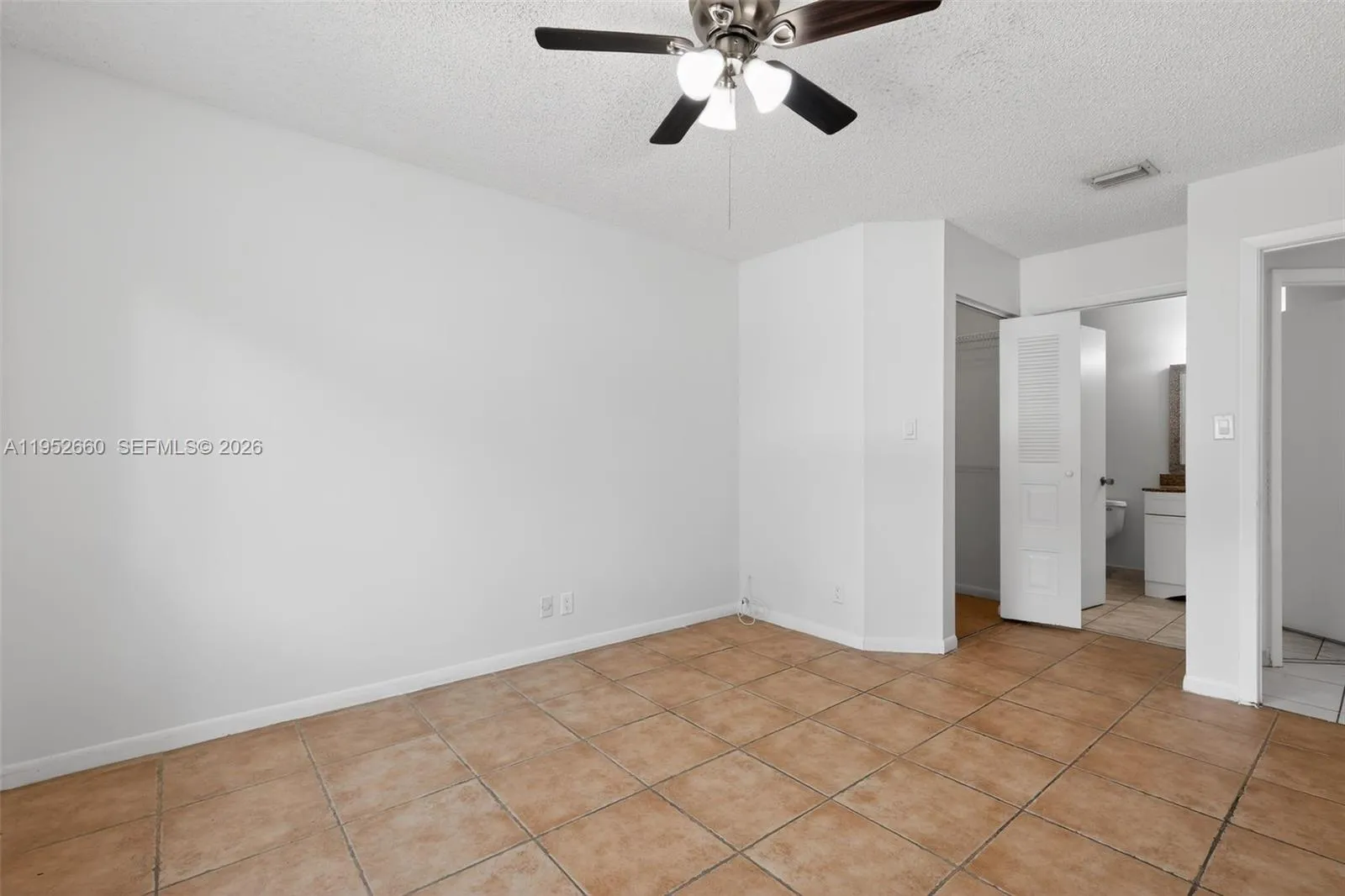13856 Sw 93rd Ln 13856, Miami, Florida 33186, Miami, Florida 33186, 1 Bedroom Bedrooms, ,1 BathroomBathrooms,Residential,For Sale,13856 Sw 93rd Ln 13856, Miami, Florida 33186,A11952660