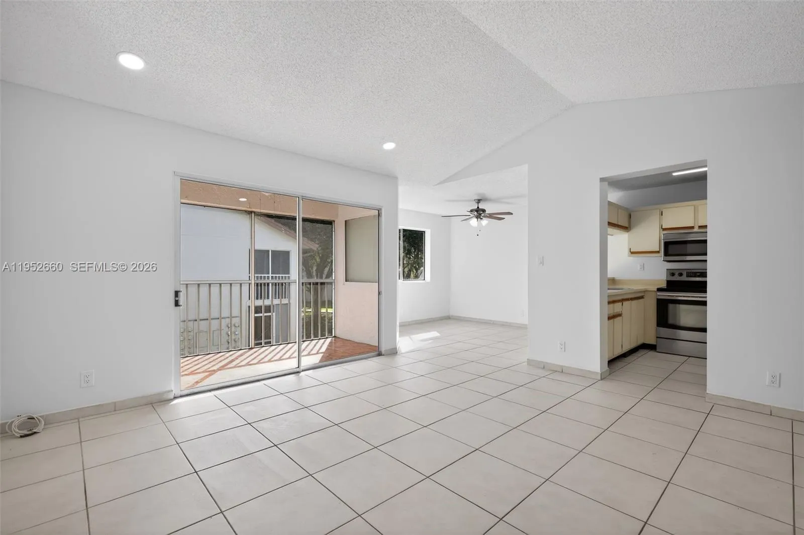 13856 Sw 93rd Ln 13856, Miami, Florida 33186, Miami, Florida 33186, 1 Bedroom Bedrooms, ,1 BathroomBathrooms,Residential,For Sale,13856 Sw 93rd Ln 13856, Miami, Florida 33186,A11952660