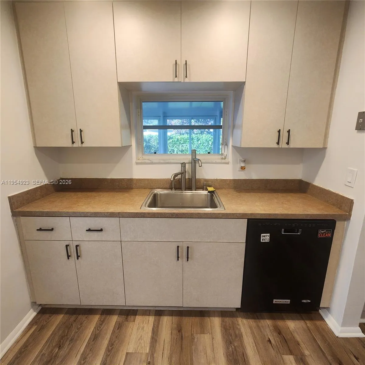 9425 Sw 51st Pl, Cooper City, Florida 33328, Cooper City, Florida 33328, 2 Bedrooms Bedrooms, ,2 BathroomsBathrooms,Residential,For Sale,9425 Sw 51st Pl, Cooper City, Florida 33328,A11954923