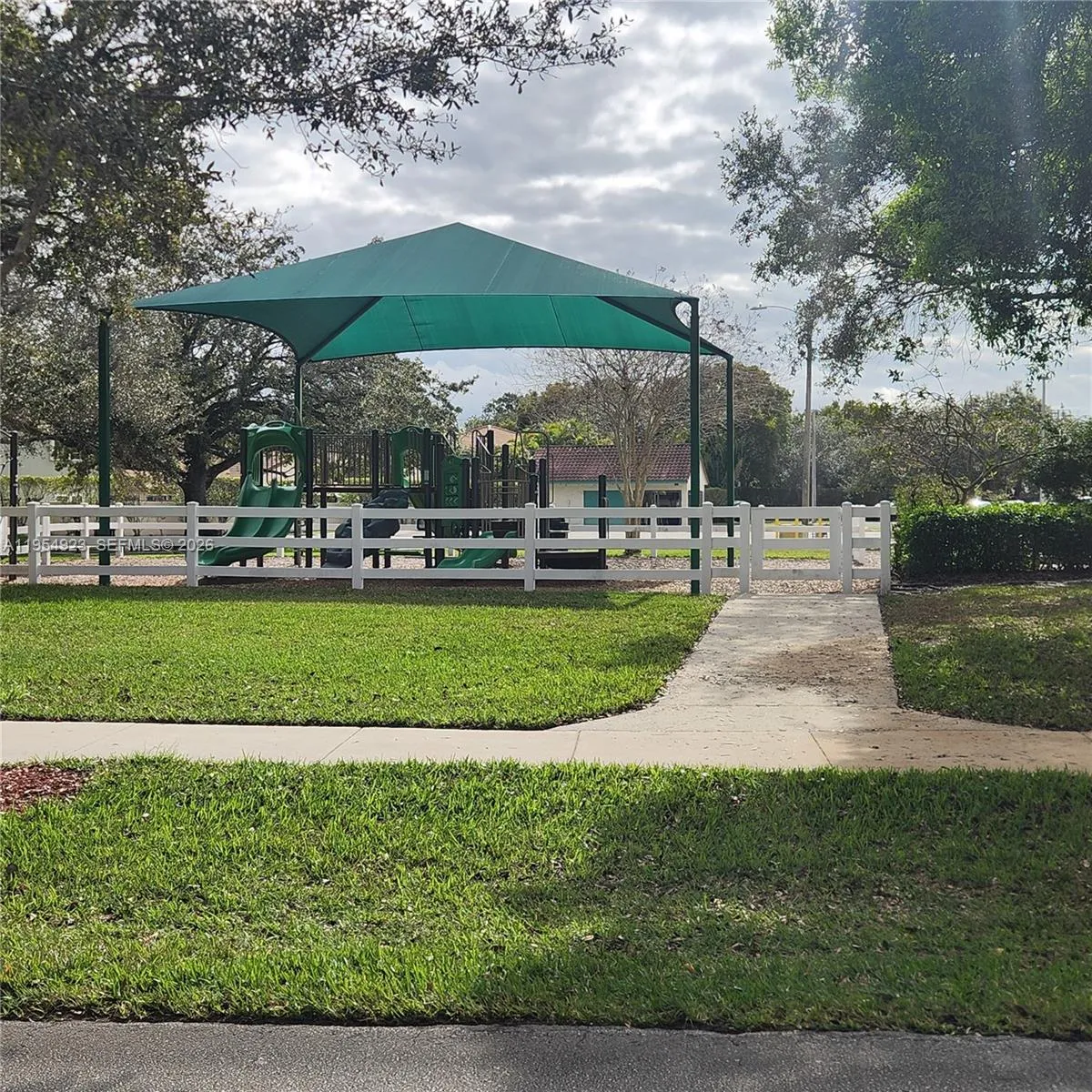 9425 Sw 51st Pl, Cooper City, Florida 33328, Cooper City, Florida 33328, 2 Bedrooms Bedrooms, ,2 BathroomsBathrooms,Residential,For Sale,9425 Sw 51st Pl, Cooper City, Florida 33328,A11954923