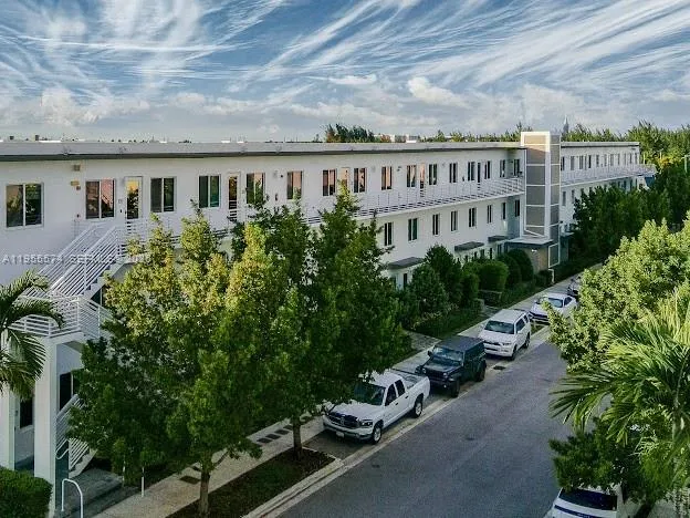 6416 Nw 102nd Ct 303, Doral, Florida 33178, Doral, Florida 33178, 3 Bedrooms Bedrooms, ,2 BathroomsBathrooms,Residential Lease,For Rent,6416 Nw 102nd Ct 303, Doral, Florida 33178,A11955574