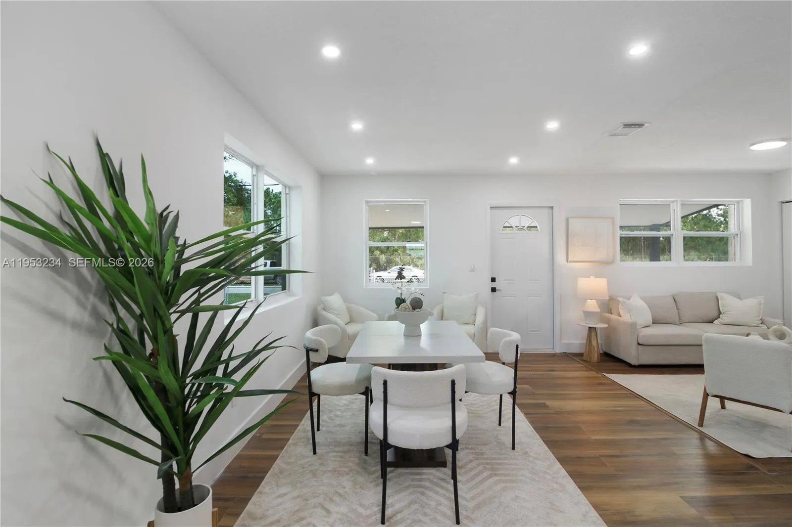 12110 Sw 168th St, Miami, Florida 33177, Miami, Florida 33177, 3 Bedrooms Bedrooms, ,2 BathroomsBathrooms,Residential,For Sale,12110 Sw 168th St, Miami, Florida 33177,A11953234