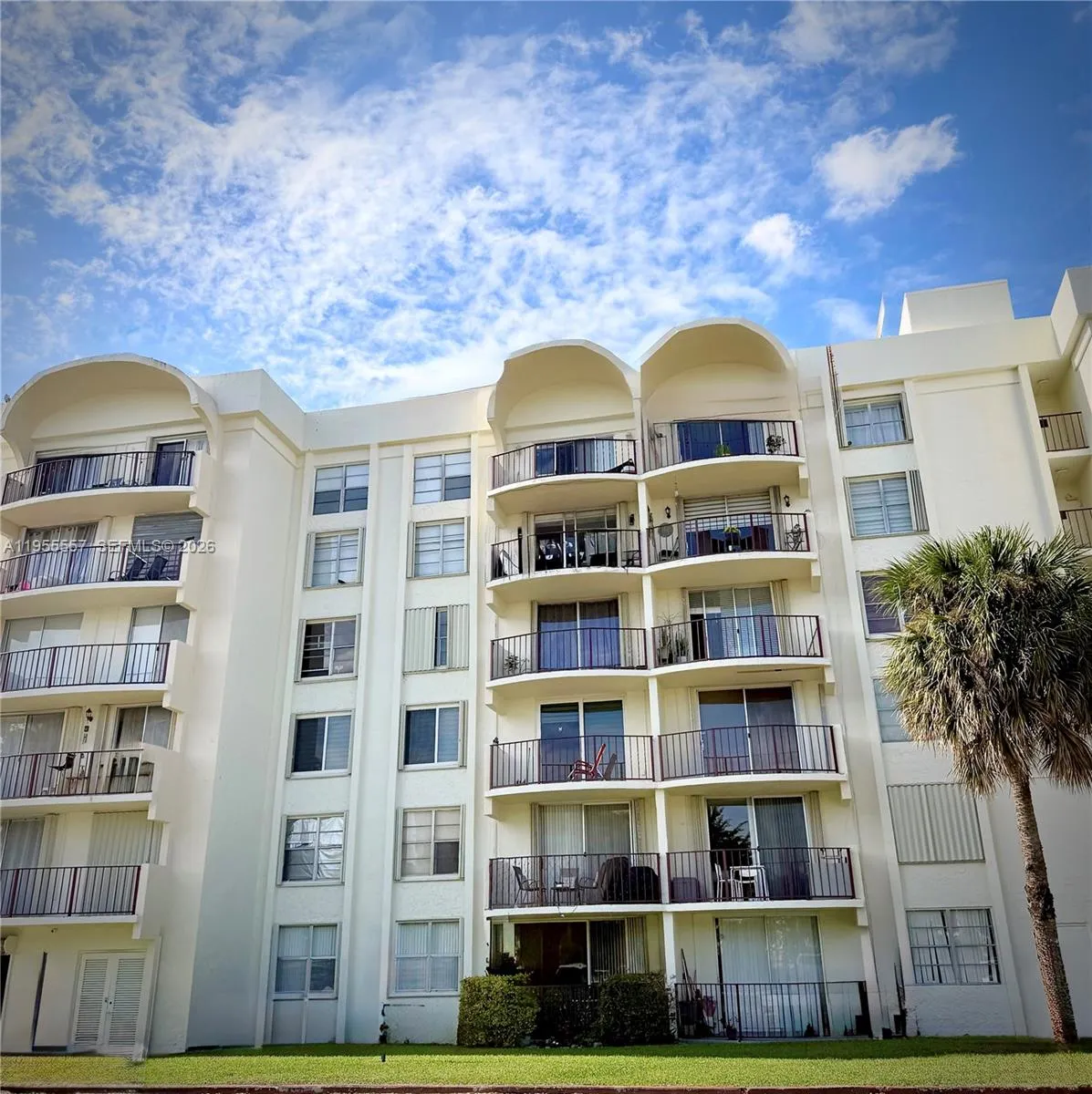 9310 Fontainebleau Blvd 203, Miami, Florida 33172, Miami, Florida 33172, 1 Bedroom Bedrooms, ,1 BathroomBathrooms,Residential,For Sale,9310 Fontainebleau Blvd 203, Miami, Florida 33172,A11955557