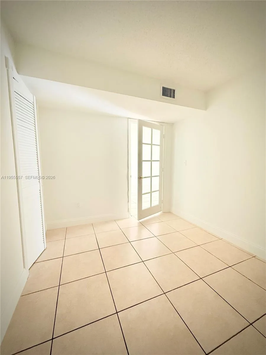 9310 Fontainebleau Blvd 203, Miami, Florida 33172, Miami, Florida 33172, 1 Bedroom Bedrooms, ,1 BathroomBathrooms,Residential,For Sale,9310 Fontainebleau Blvd 203, Miami, Florida 33172,A11955557
