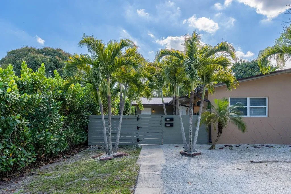 2470-2472 Ne 182nd Ter, North Miami Beach, Florida, North Miami Beach, Florida 33160, ,Residential Income,For Sale,2470-2472 Ne 182nd Ter, North Miami Beach, Florida,A11954873