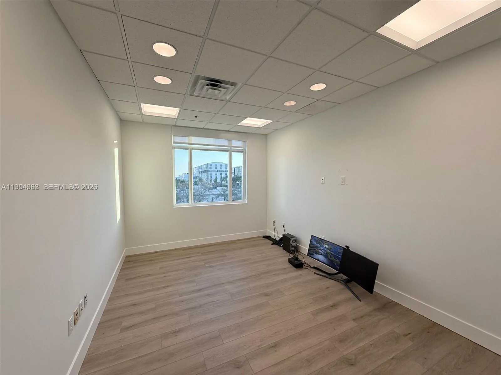 8200 Nw 41st St 312, Doral, Florida 33166, Doral, Florida 33166, ,Commercial Lease,For Rent,8200 Nw 41st St 312, Doral, Florida 33166,A11954963