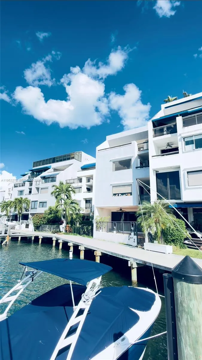 456 Poinciana Island Dr 1620, Sunny Isles Beach, F, Sunny Isles Beach, Florida 33160, 3 Bedrooms Bedrooms, ,2 BathroomsBathrooms,Residential,For Sale,456 Poinciana Island Dr 1620, Sunny Isles Beach, F,A11952275