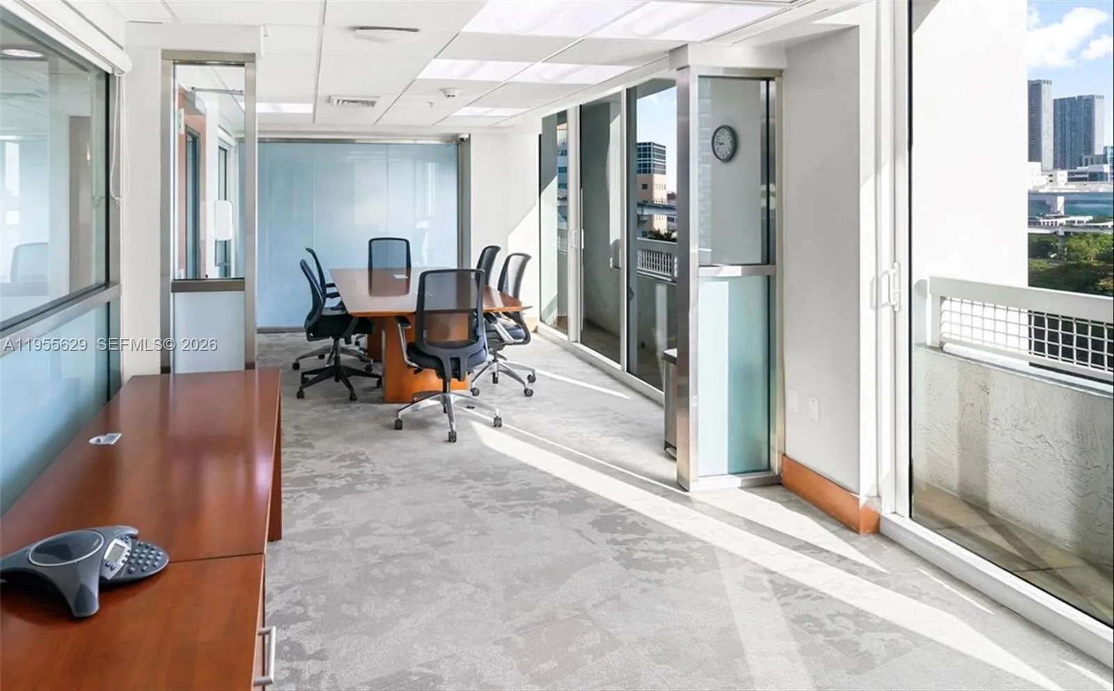 31 Se 5th St 1803, Miami, Florida 33131, Miami, Florida 33131, 1 Bedroom Bedrooms, ,1 BathroomBathrooms,Residential,For Sale,31 Se 5th St 1803, Miami, Florida 33131,A11955629