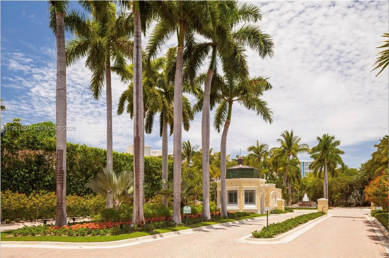 703 Crandon Blvd Ph-3, Key Biscayne, Florida 33149, Key Biscayne, Florida 33149, 3 Bedrooms Bedrooms, ,2 BathroomsBathrooms,Residential,For Sale,703 Crandon Blvd Ph-3, Key Biscayne, Florida 33149,A11951959