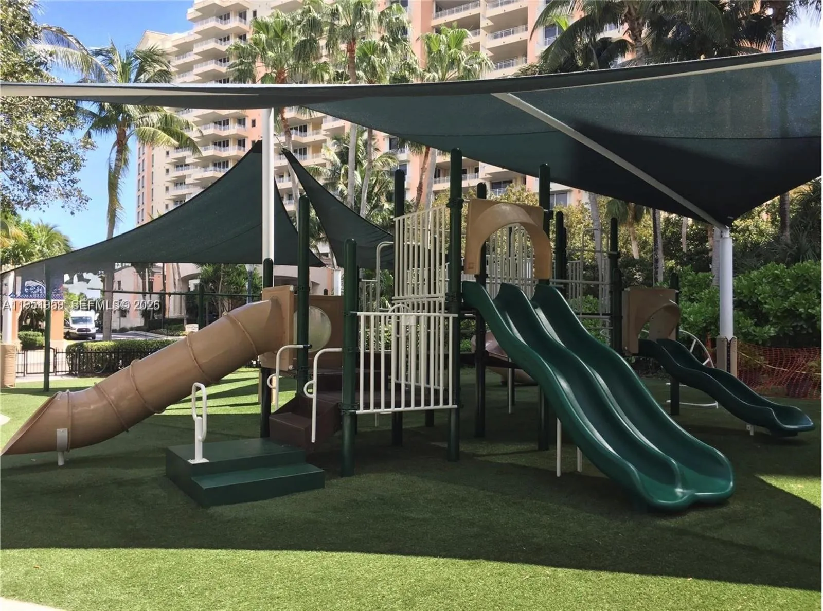 703 Crandon Blvd Ph-3, Key Biscayne, Florida 33149, Key Biscayne, Florida 33149, 3 Bedrooms Bedrooms, ,2 BathroomsBathrooms,Residential,For Sale,703 Crandon Blvd Ph-3, Key Biscayne, Florida 33149,A11951959