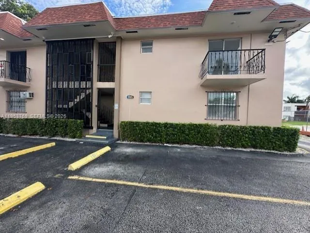 1015 Nw 45th Ave 108, Miami, Florida 33126, Miami, Florida 33126, 1 Bedroom Bedrooms, ,1 BathroomBathrooms,Residential Lease,For Rent,1015 Nw 45th Ave 108, Miami, Florida 33126,A11953769