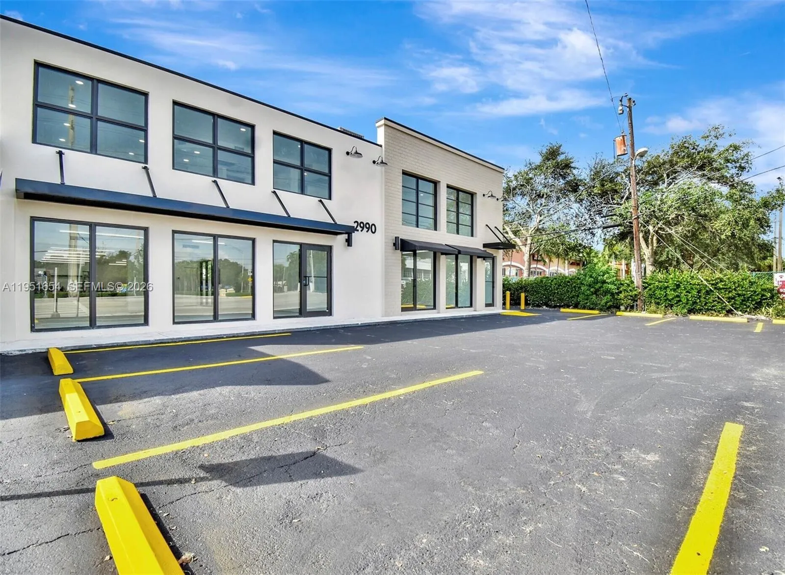2990 Griffin Rd, Dania Beach, Florida 33312, Dania Beach, Florida 33312, ,Commercial Sale,For Sale,2990 Griffin Rd, Dania Beach, Florida 33312,A11951654