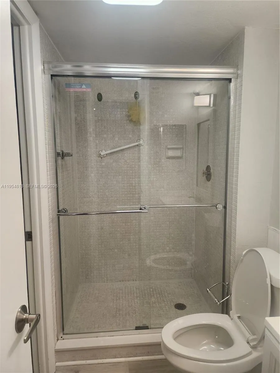 9101 Lime Bay Blvd 305, Tamarac, Florida 33321, Tamarac, Florida 33321, 2 Bedrooms Bedrooms, ,2 BathroomsBathrooms,Residential,For Sale,9101 Lime Bay Blvd 305, Tamarac, Florida 33321,A11954813