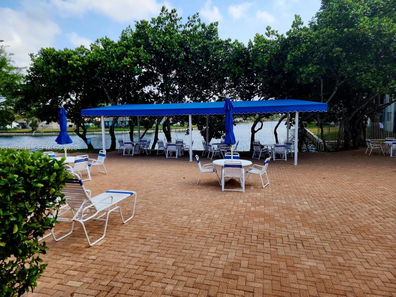 9101 Lime Bay Blvd 305, Tamarac, Florida 33321, Tamarac, Florida 33321, 2 Bedrooms Bedrooms, ,2 BathroomsBathrooms,Residential,For Sale,9101 Lime Bay Blvd 305, Tamarac, Florida 33321,A11954813