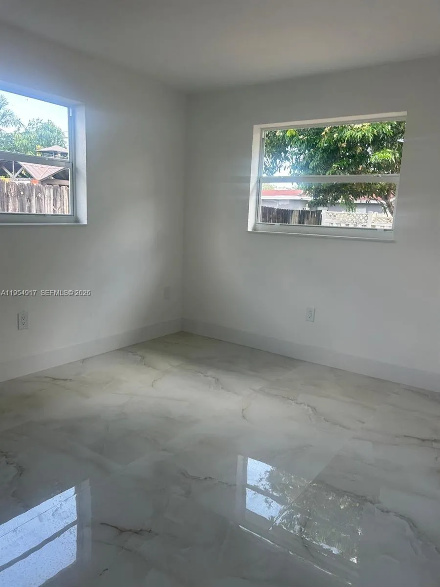 6271 Farragut St, Hollywood, Florida 33024, Hollywood, Florida 33024, 3 Bedrooms Bedrooms, ,2 BathroomsBathrooms,Residential,For Sale,6271 Farragut St, Hollywood, Florida 33024,A11954917