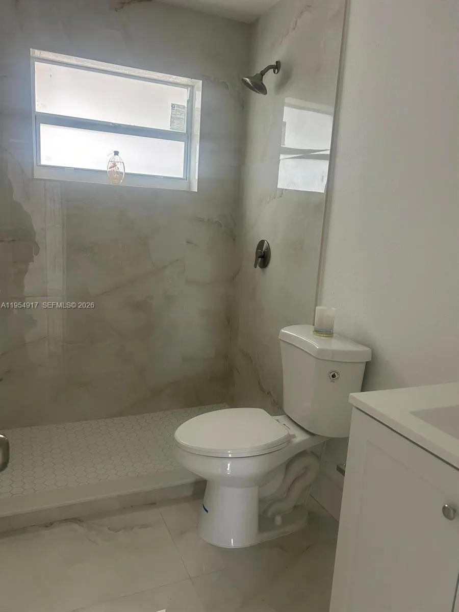 6271 Farragut St, Hollywood, Florida 33024, Hollywood, Florida 33024, 3 Bedrooms Bedrooms, ,2 BathroomsBathrooms,Residential,For Sale,6271 Farragut St, Hollywood, Florida 33024,A11954917