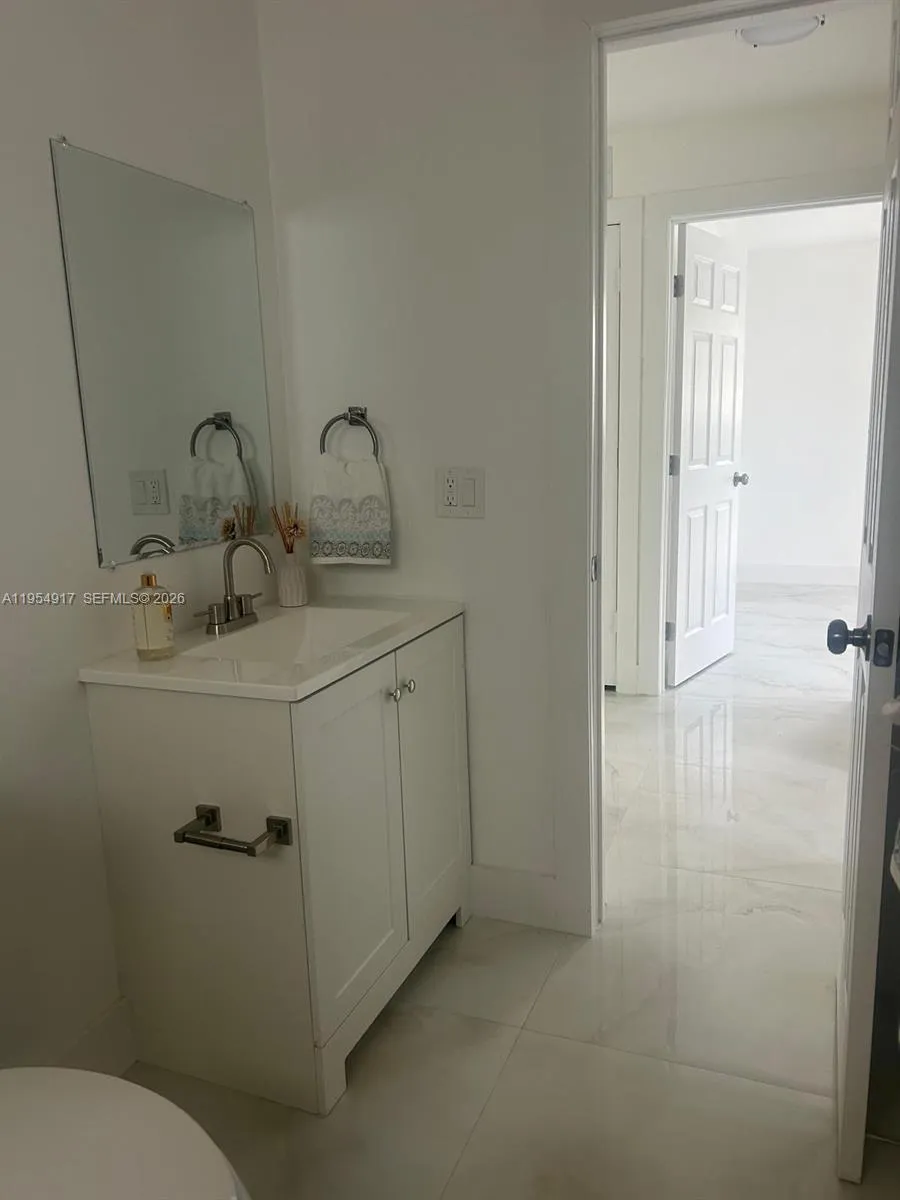 6271 Farragut St, Hollywood, Florida 33024, Hollywood, Florida 33024, 3 Bedrooms Bedrooms, ,2 BathroomsBathrooms,Residential,For Sale,6271 Farragut St, Hollywood, Florida 33024,A11954917