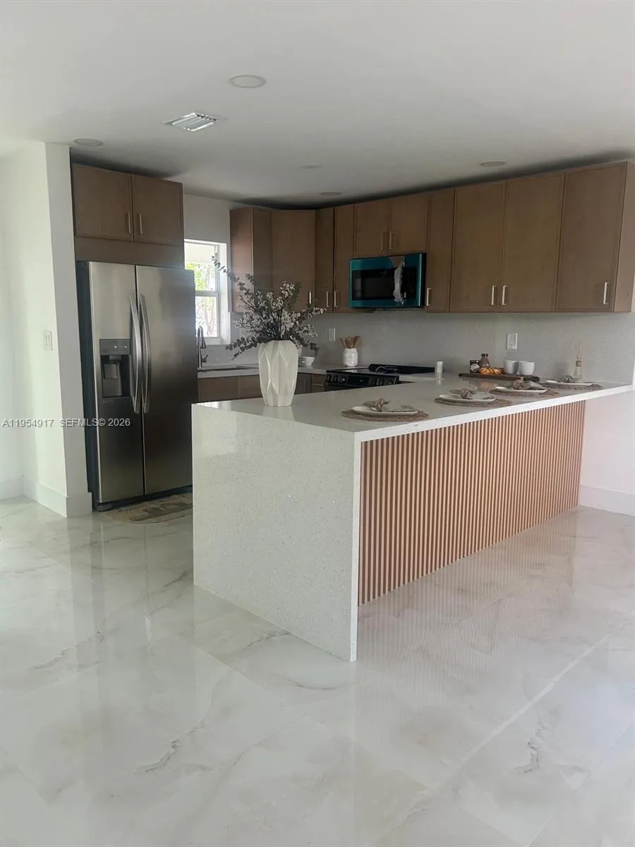 6271 Farragut St, Hollywood, Florida 33024, Hollywood, Florida 33024, 3 Bedrooms Bedrooms, ,2 BathroomsBathrooms,Residential,For Sale,6271 Farragut St, Hollywood, Florida 33024,A11954917