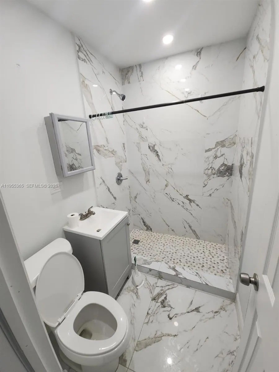 12101 Sw 215th St, Miami, Florida 33177, Miami, Florida 33177, ,Residential Income,For Sale,12101 Sw 215th St, Miami, Florida 33177,A11955365