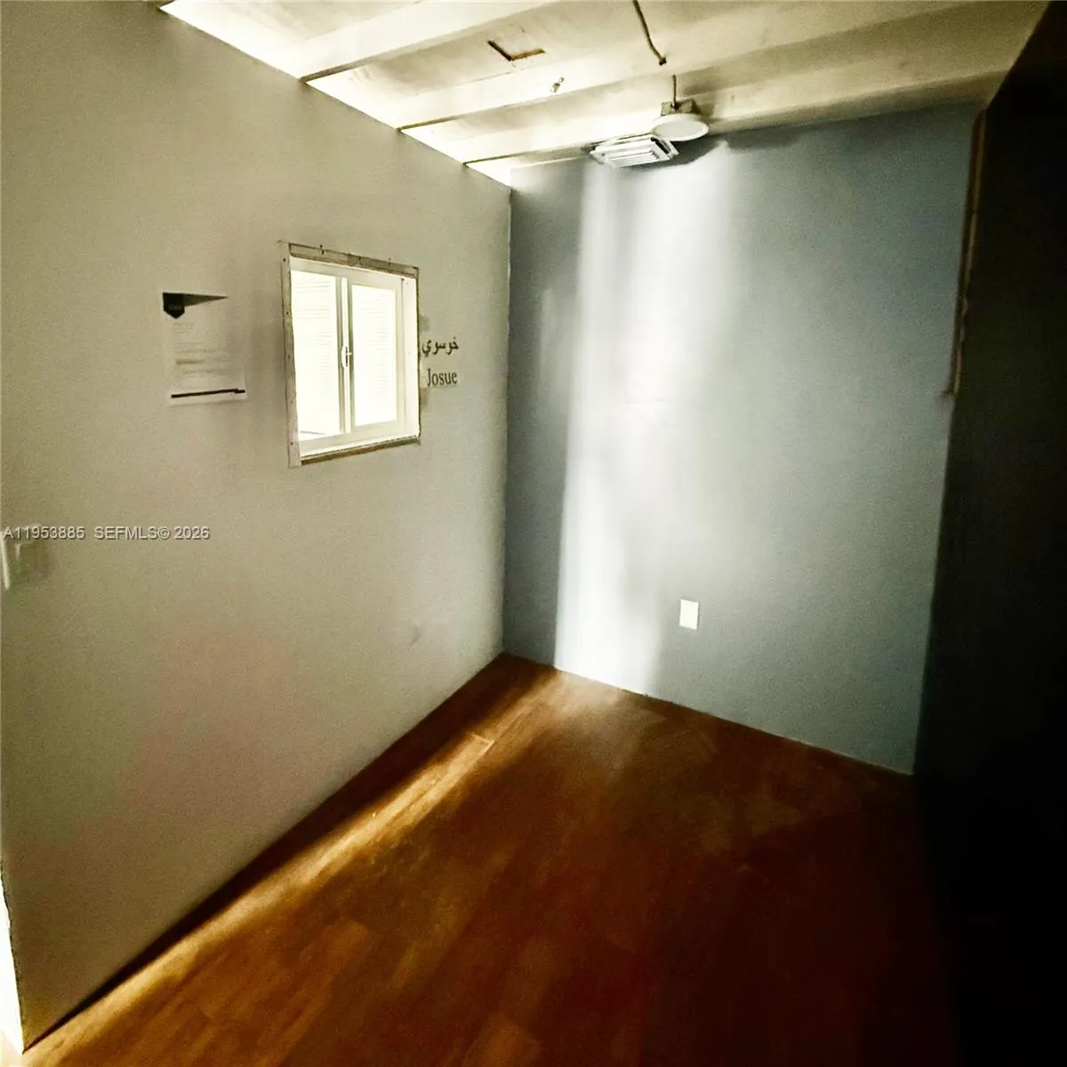 4711 W Hallandale Beach