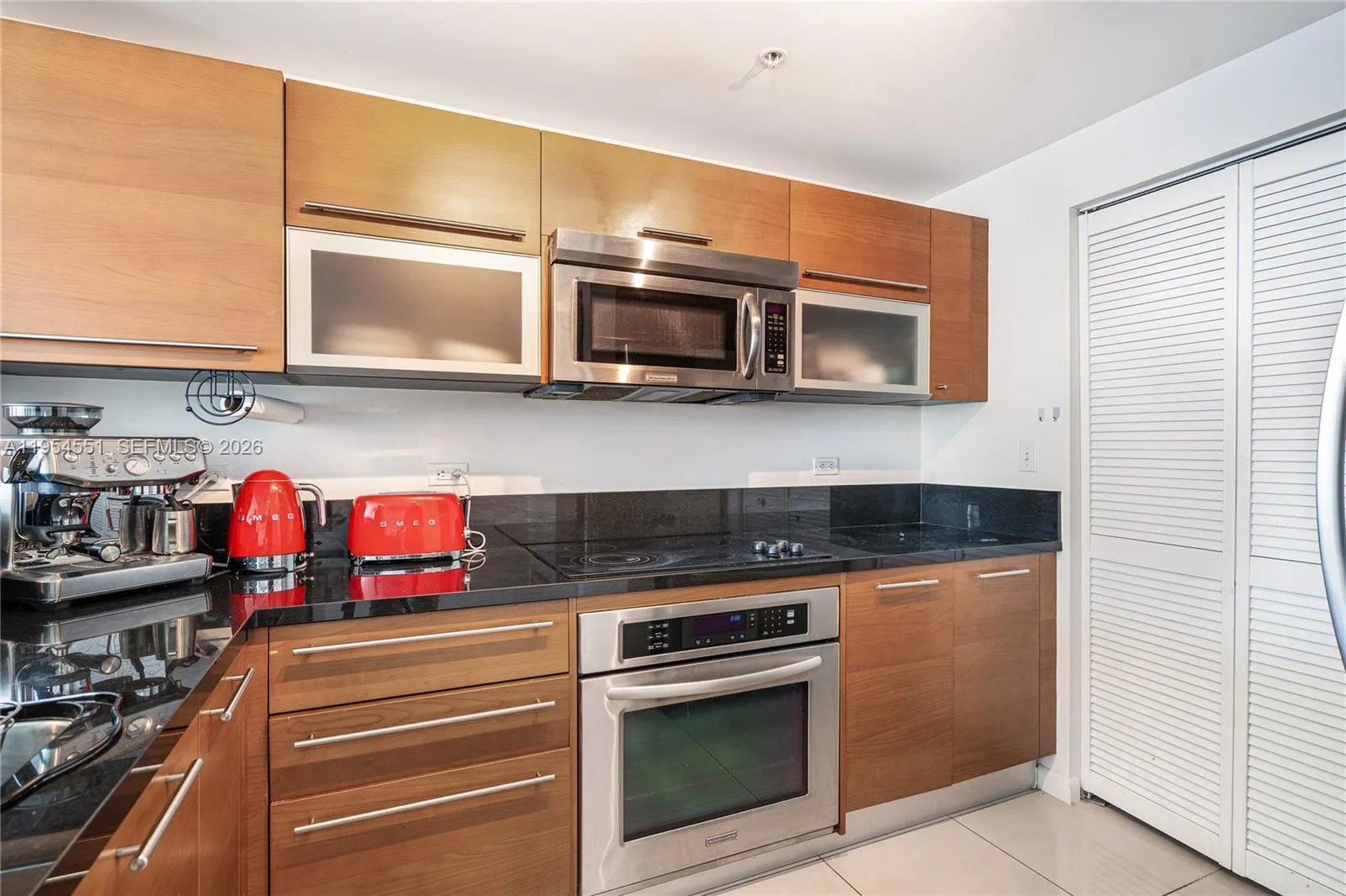 253 Ne 2nd St 3104, Miami, Florida 33132, Miami, Florida 33132, 1 Bedroom Bedrooms, ,1 BathroomBathrooms,Residential,For Sale,253 Ne 2nd St 3104, Miami, Florida 33132,A11954551