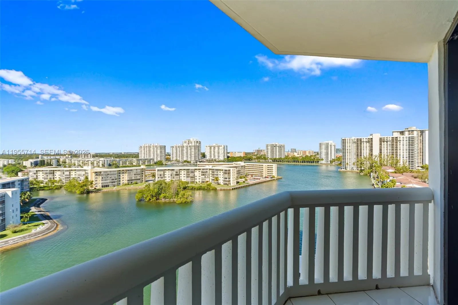 1000 W Island Blvd 1209, Aventura, Florida 33160, Aventura, Florida 33160, 3 Bedrooms Bedrooms, ,2 BathroomsBathrooms,Residential,For Sale,1000 W Island Blvd 1209, Aventura, Florida 33160,A11955714