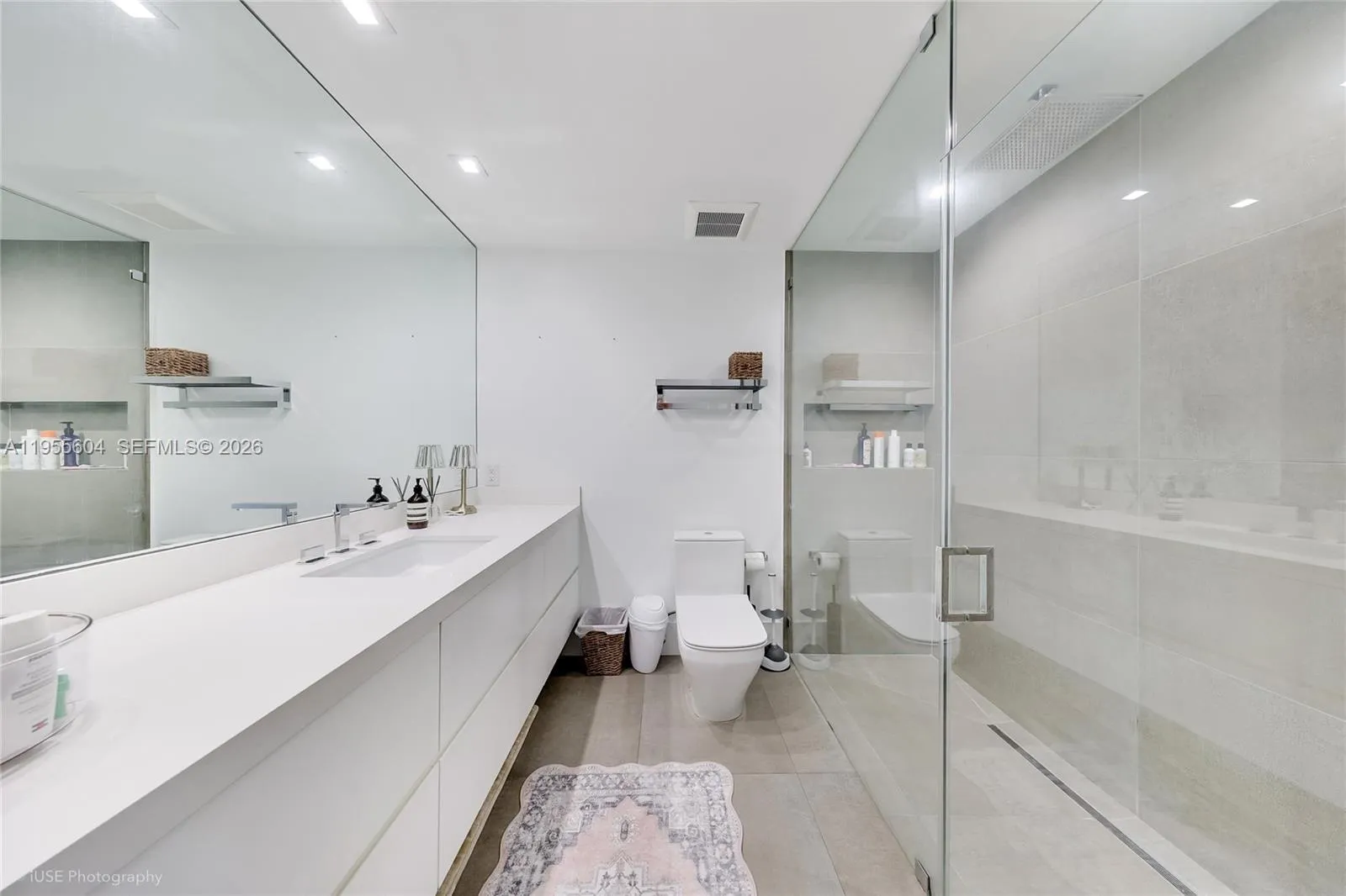 2815 Regatta Ave, Miami Beach, Florida 33140, Miami Beach, Florida 33140, 3 Bedrooms Bedrooms, ,4 BathroomsBathrooms,Residential,For Sale,2815 Regatta Ave, Miami Beach, Florida 33140,A11955604