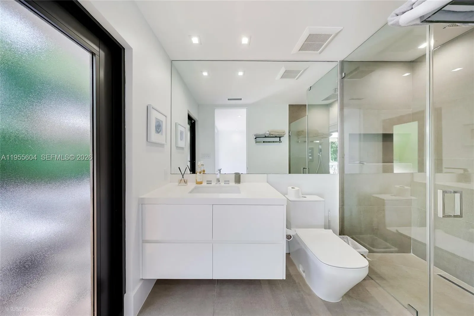 2815 Regatta Ave, Miami Beach, Florida 33140, Miami Beach, Florida 33140, 3 Bedrooms Bedrooms, ,4 BathroomsBathrooms,Residential,For Sale,2815 Regatta Ave, Miami Beach, Florida 33140,A11955604