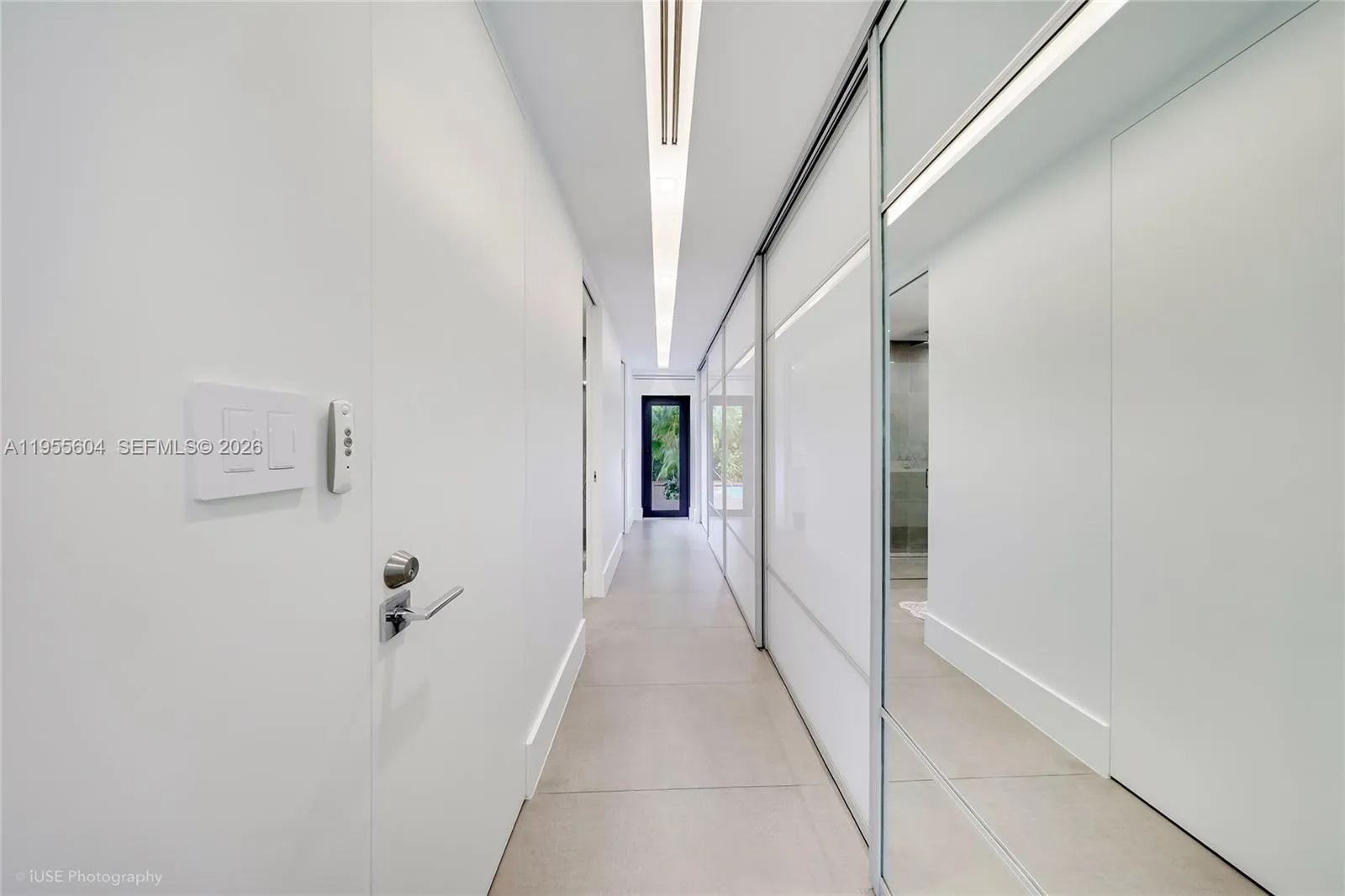 2815 Regatta Ave, Miami Beach, Florida 33140, Miami Beach, Florida 33140, 3 Bedrooms Bedrooms, ,4 BathroomsBathrooms,Residential,For Sale,2815 Regatta Ave, Miami Beach, Florida 33140,A11955604