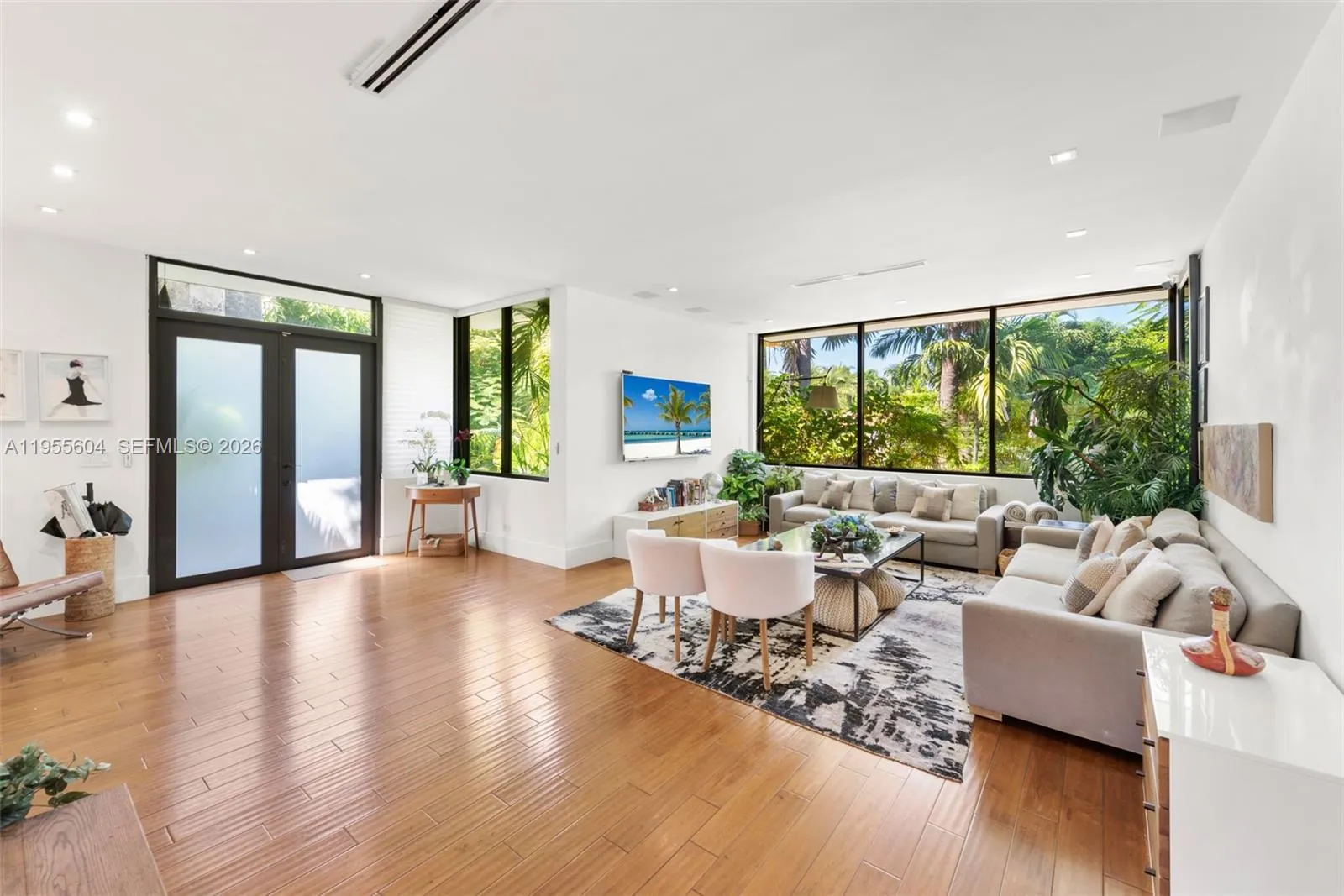 2815 Regatta Ave, Miami Beach, Florida 33140, Miami Beach, Florida 33140, 3 Bedrooms Bedrooms, ,4 BathroomsBathrooms,Residential,For Sale,2815 Regatta Ave, Miami Beach, Florida 33140,A11955604